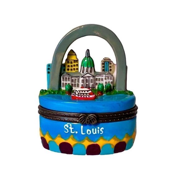 Gateway Arch St. Louis Missouri Porcelain Hand Painted Hinged Trinket Box - Picture 1 of 9